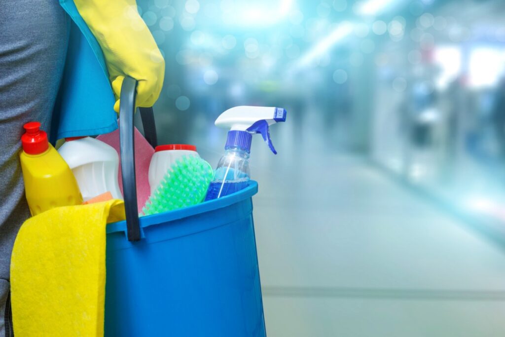 3 Reasons to Consult a Trash Can Cleaning Company Before Upgrading Your Bins